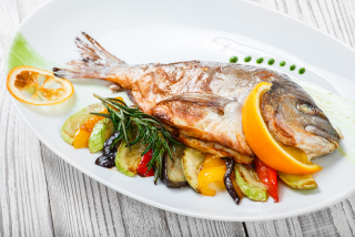 Grilled dorado fish