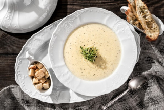 Крем суп с картофелем и трюфельной пастой