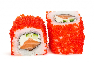 Salmon Tobiko roll