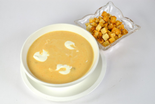 Суп-крем куринный и грибной