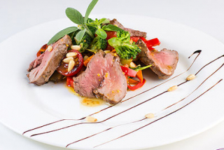 Tagliata with grilled vegetables