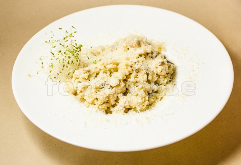 77_risotto_cu_piept_de_pui_si_ciuperci_400g.jpg