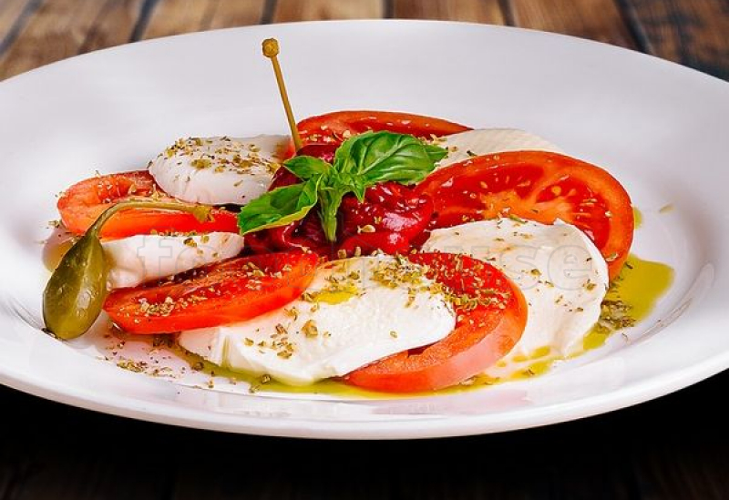 caprese.jpg