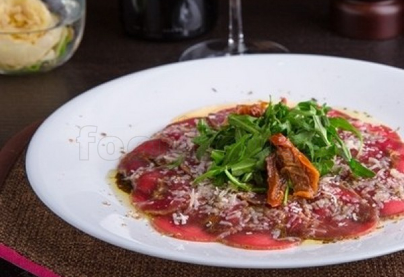 carpaccio_din_carne_de_vitel.jpg