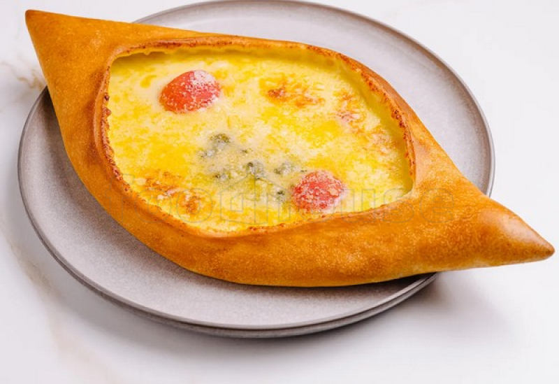 hachapuri_s_4_vidami_syra.jpg
