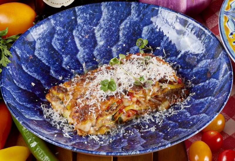 lasagna_cu_carne_de_miel_330_gr._150_lei.jpg