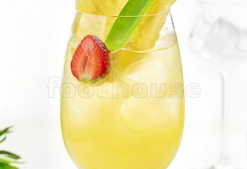 limonada_de_ananas_cu_condimente.jpg