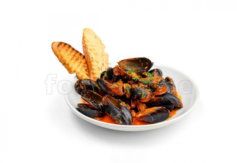 midii_-_v_tomatnom_souse_-_ili_-_v_slivochnom_souse.jpg