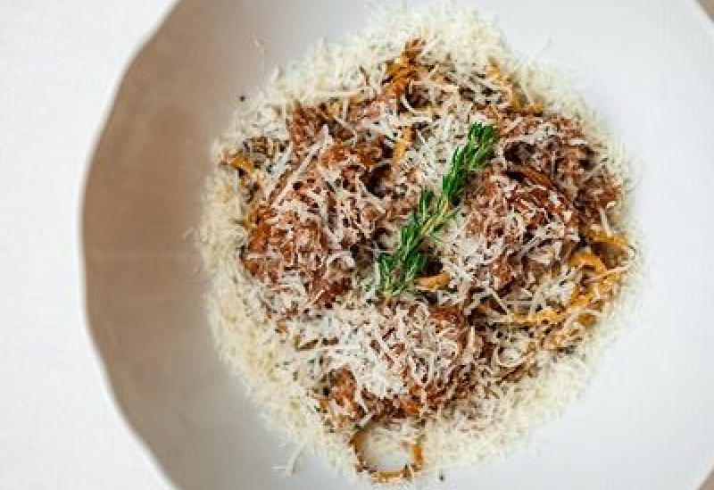 pasta_s_rvannoy_govyadinoy_i_tryufelnym_sousom.jpg