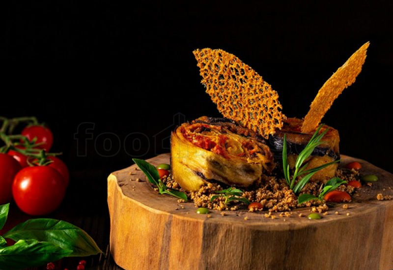 Рататуй из запеченных овощей с хрустящей корочкой из пармезана ...