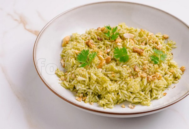 ris_s_sousom_pesto_iz_koriandra.jpg