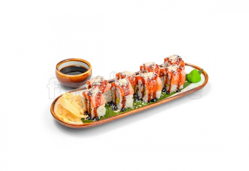 roll_s_krevetkoy_tempura_i_lososem_tataki.jpg