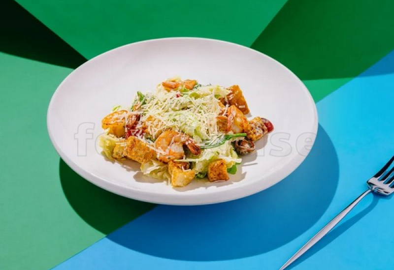 salat_cezar_s_krevetkami.jpg