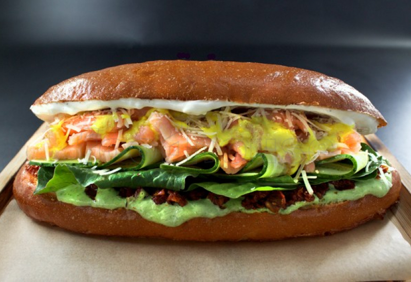 salmon_sandwich.jpg