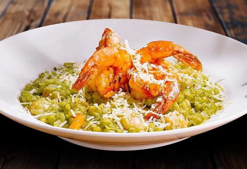 slivochnoe_rizotto_s_pesto_i_krevetkami_na_grile.jpg