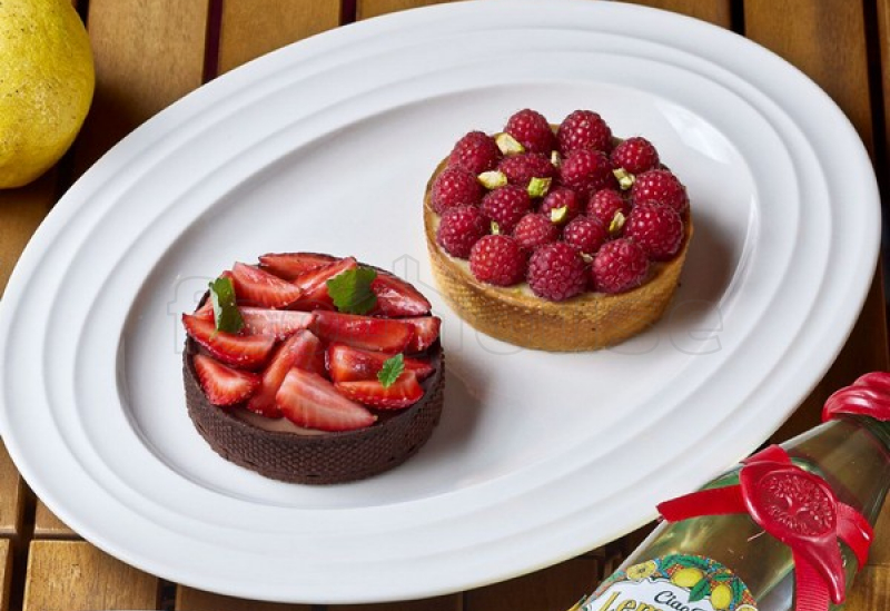 tarta_dubai_cu_capsuni_120_gr._95_lei.jpg