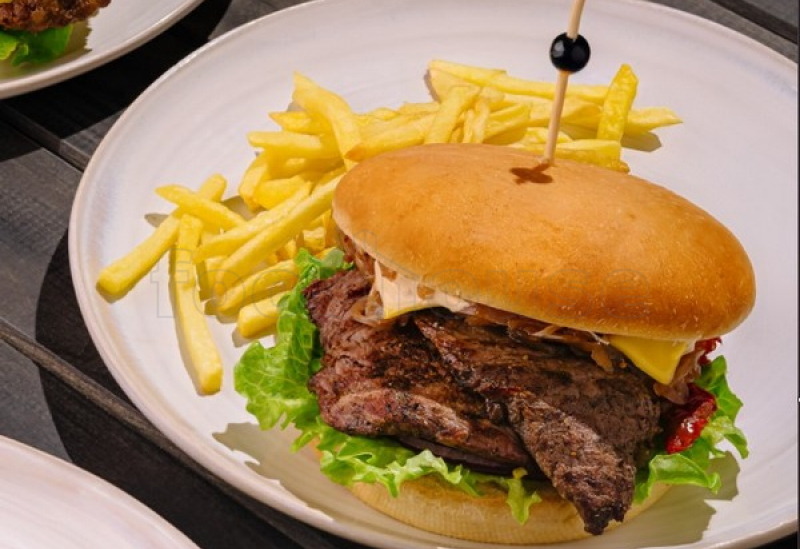 torro_steak_burger.jpg