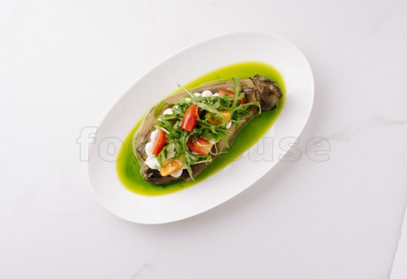 vanata_coapta_cu_legume_si_crema_din_branza_feta.jpg